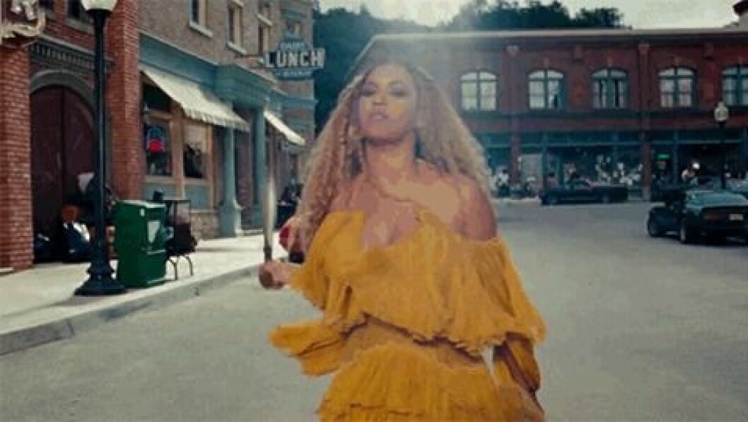En rörlig bild på artisten Beyoncé från hennes visuella studioalbum Lemonade, som utkom 2016.