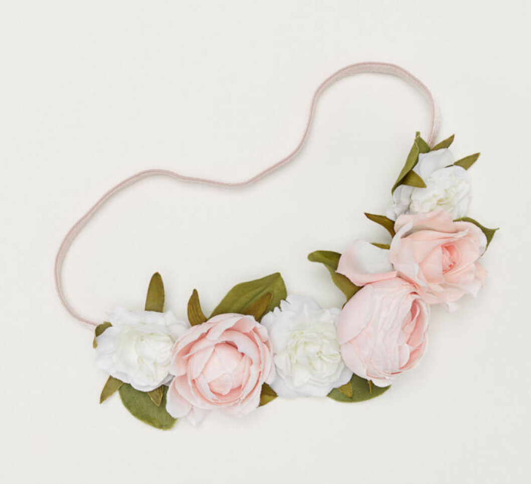 Hårband med blommor till midsommar