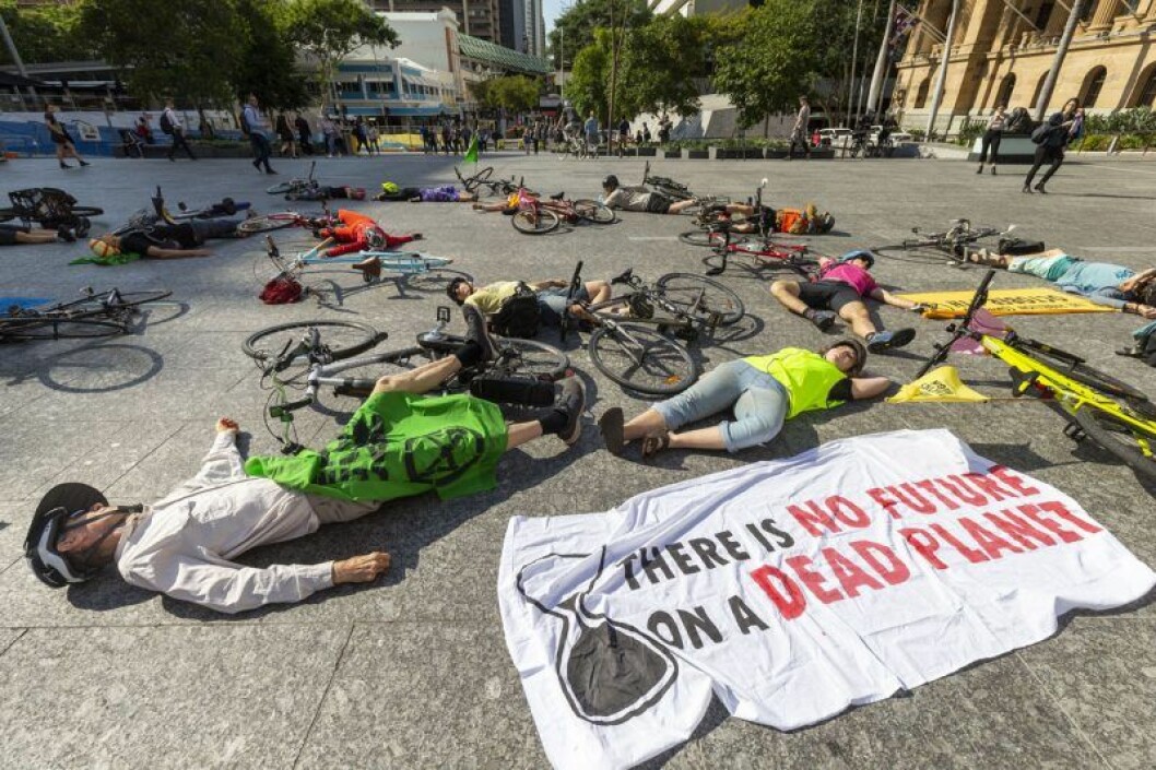 En så kallad ”die in” vid klimatdemonstrationen i Brisbane, Australien. Greta Thunbergs strejk för klimatet ägde bland annat rum i Brisbane, Australien