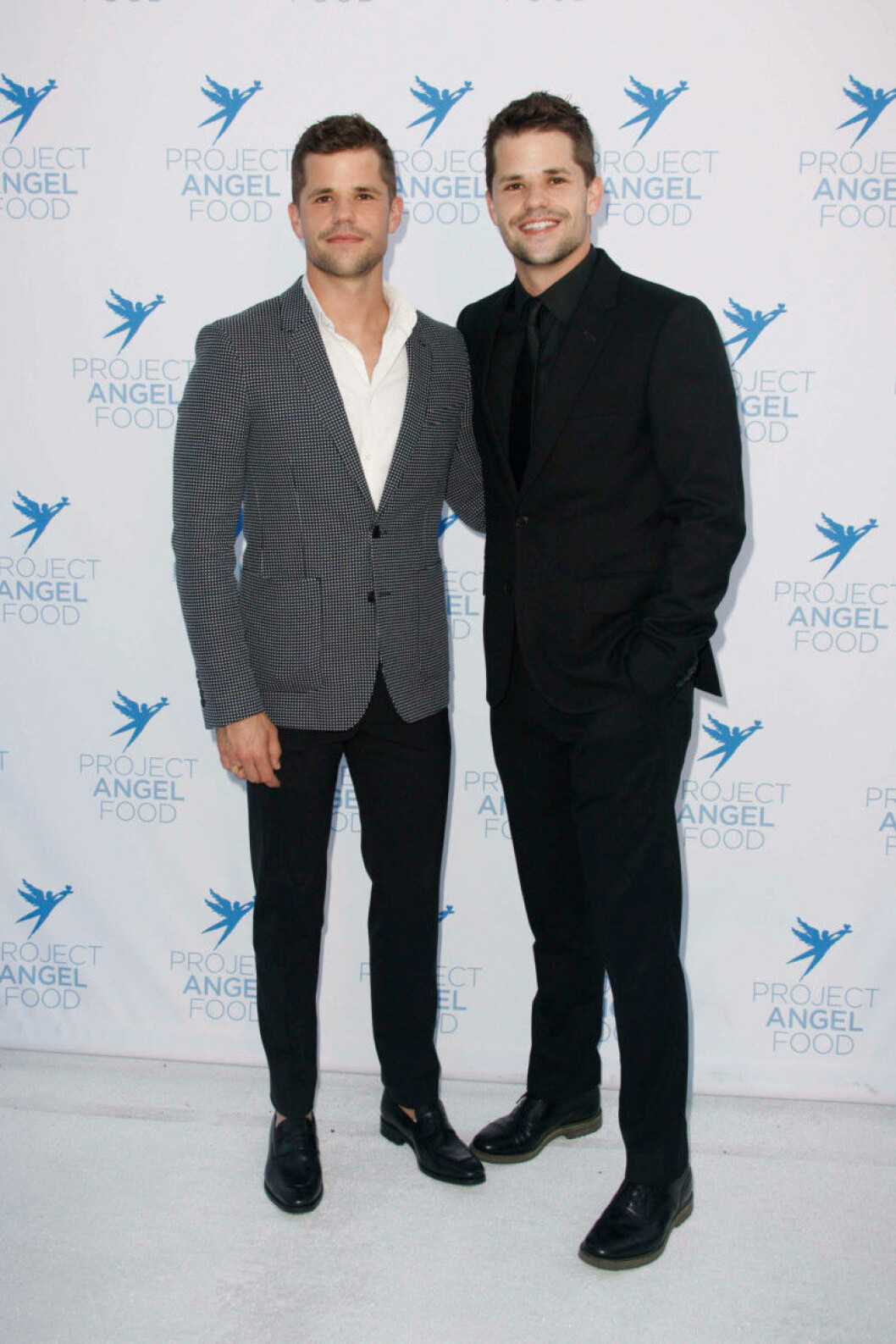 Carver-twins