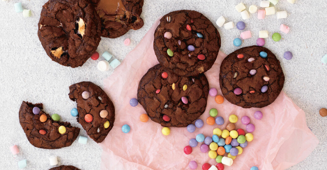 Recept: Kladdkakecookies med nutella och godis