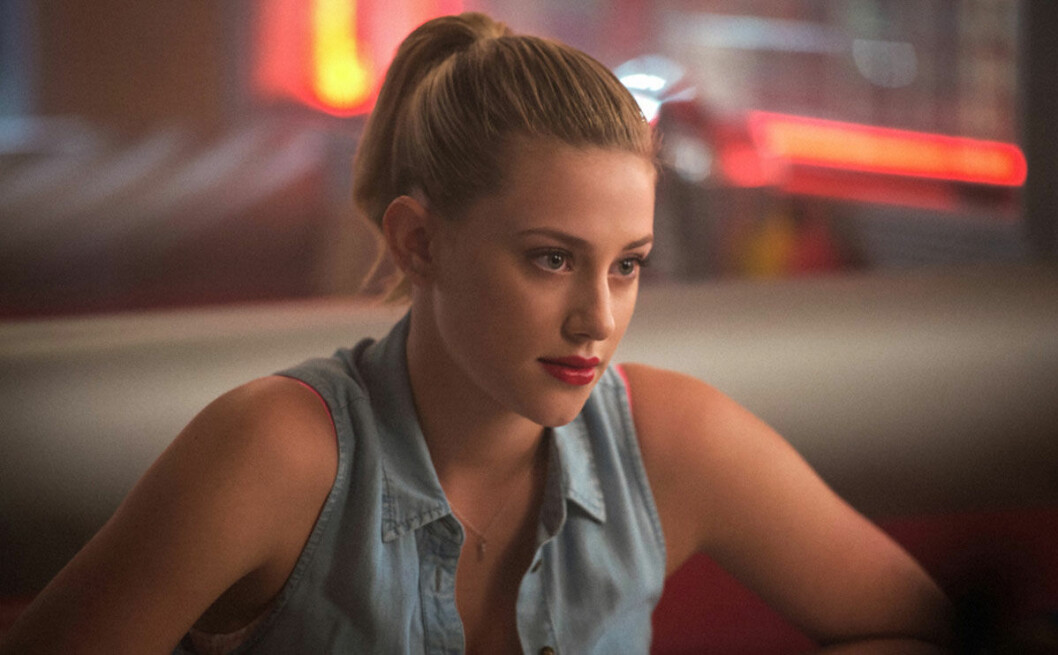 fakta-skadespelare-riverdale-Betty-Cooper