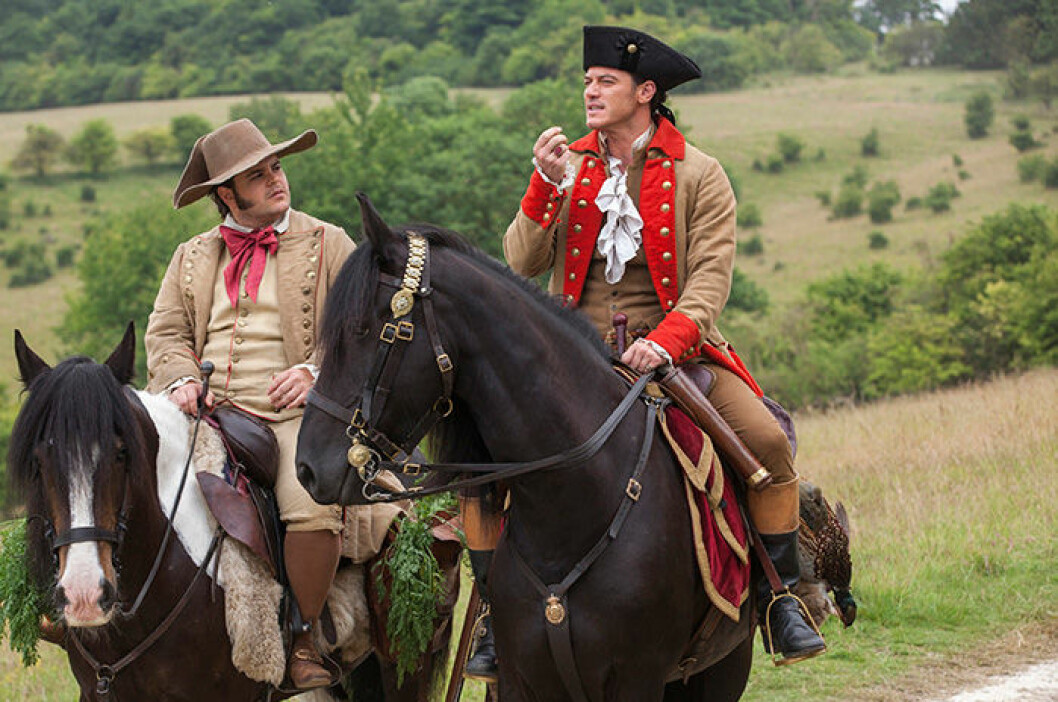 Luke Evans och Josh Gad spelar karaktärerna Gaston och LeFou i <em>Skönheten och odjuret</em>. En bild på Luke Evans och Josh Gad som spelar karaktärerna Gaston och LeFou i Skönheten och odjuret.
