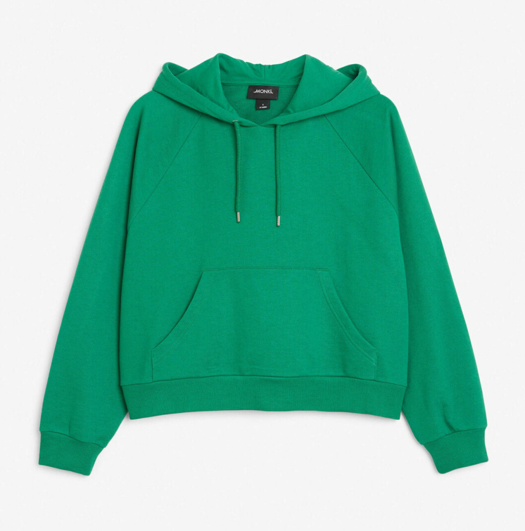 Grön hoodie i croppad modell 2019