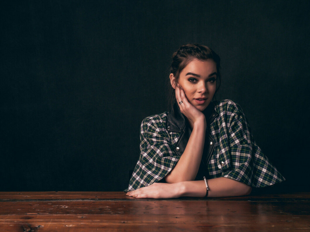 Hailee-Steinfeld