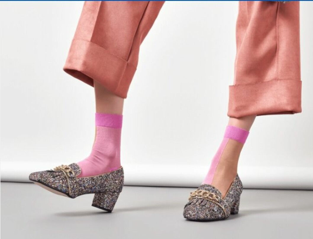 Happy-socks-rosa