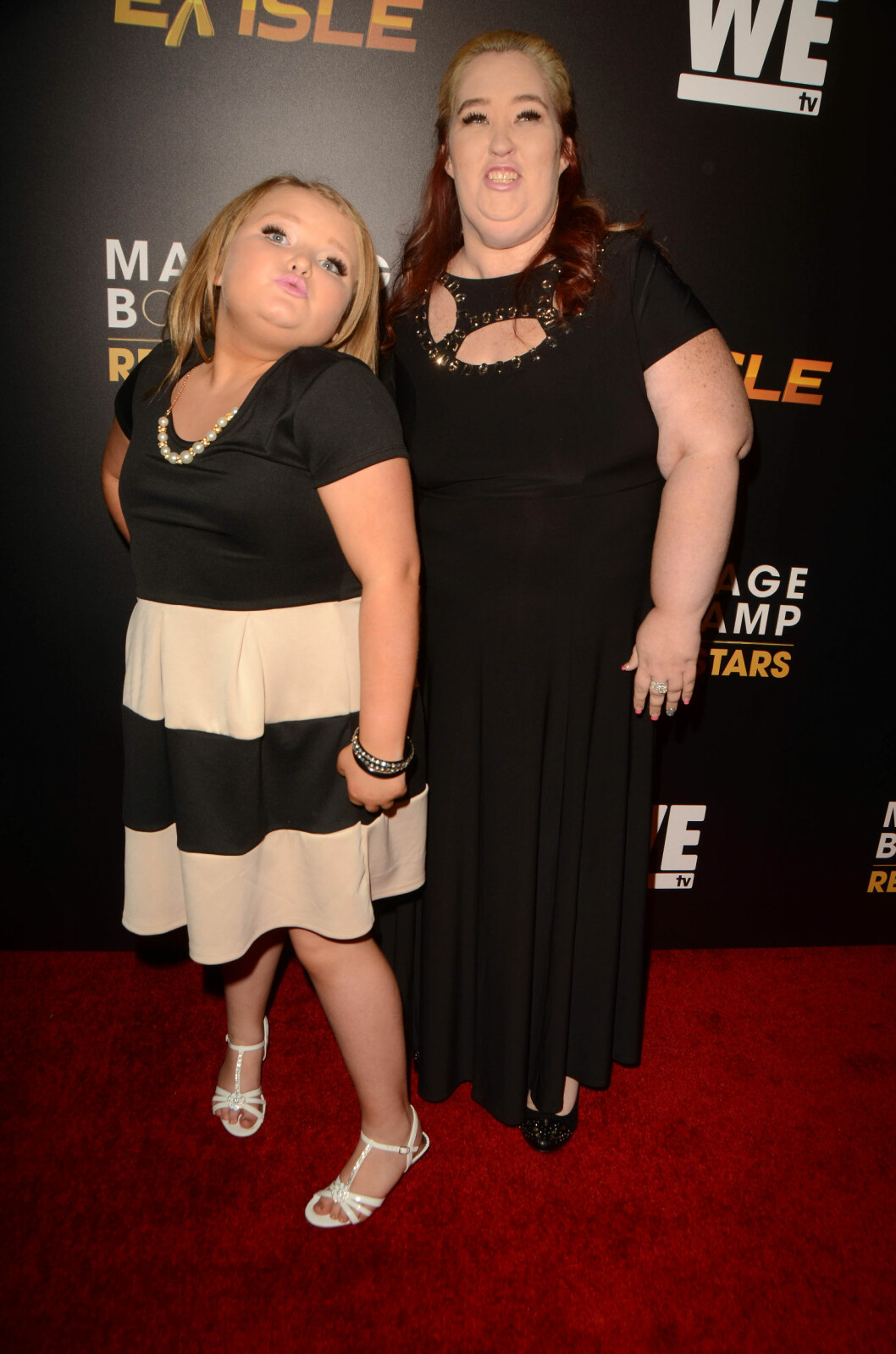 June "Mama June" Shannon och Alana ”Honey Boo Boo” Thompson på röda mattan 2015. June "Mama June" Shannon och Alana ”Honey Boo Boo” Thompson på röda mattan