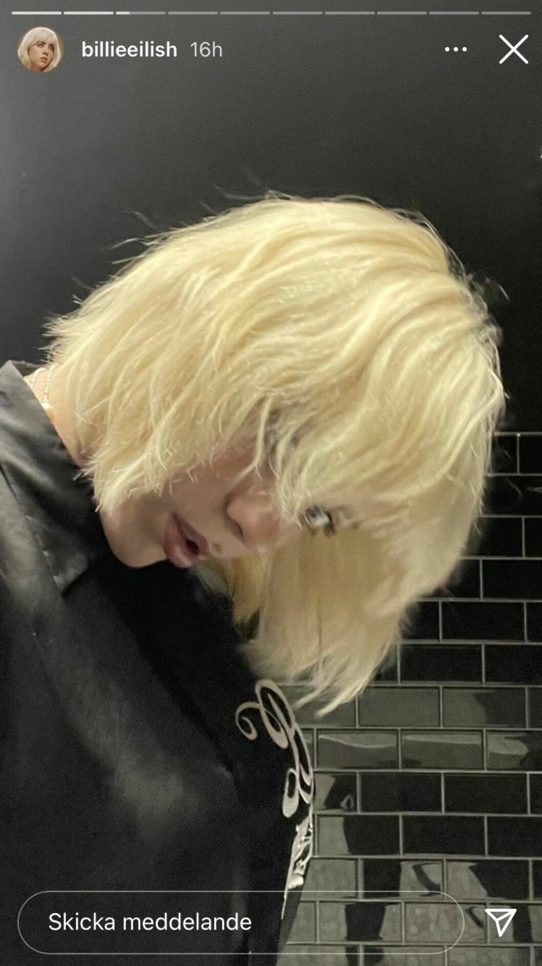 Billie Eilish är inte rädd för att byta frisyr! Billie Eilish är inte rädd för att byta frisyr!