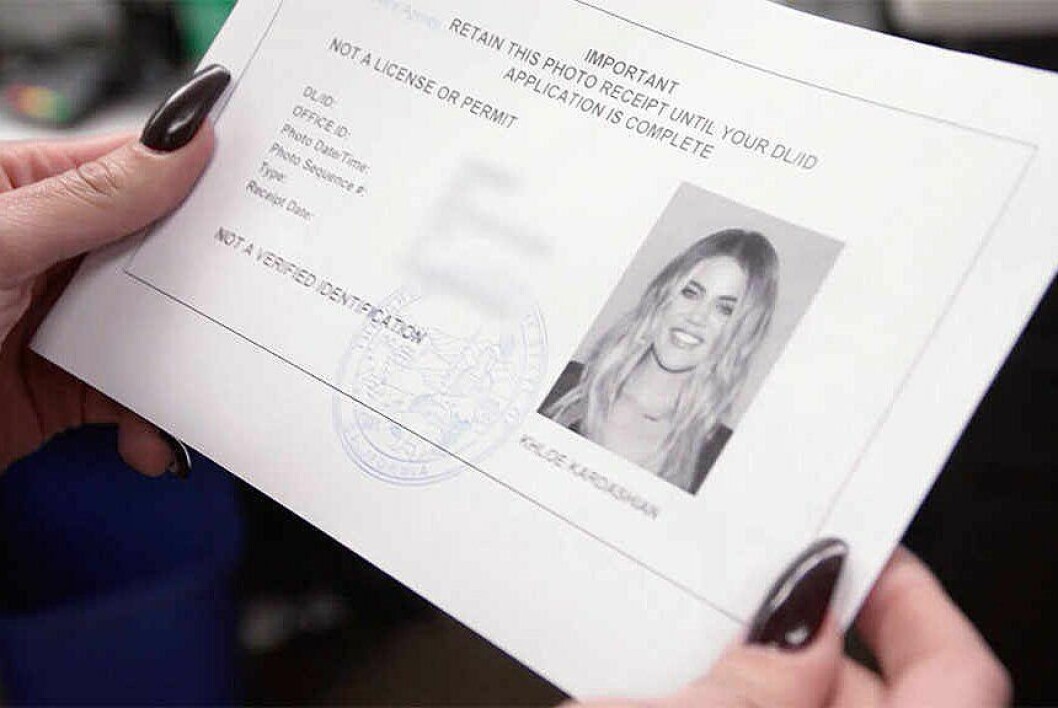 Khloé Kardashians ansökan om nytt körkort. khloe kardashian nytt körkort
