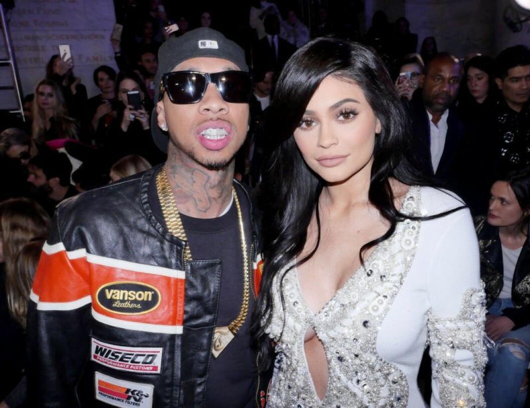Tyga var Kylie Jenners första officiella pojkvän. Kylie Jenner och Tyga är uppklädda