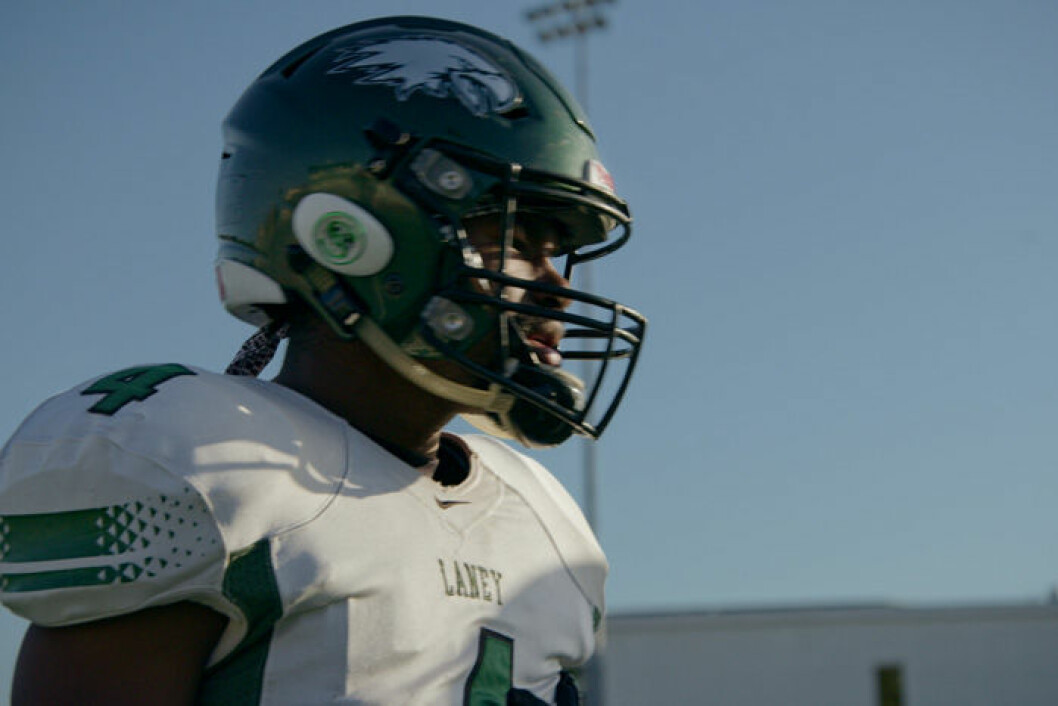 Säsong 5 av <em>Last Chance U: Laney</em> har premiär på Netflix den 28 juli. En bild från serien Last Chance U: Laney på Netflix.