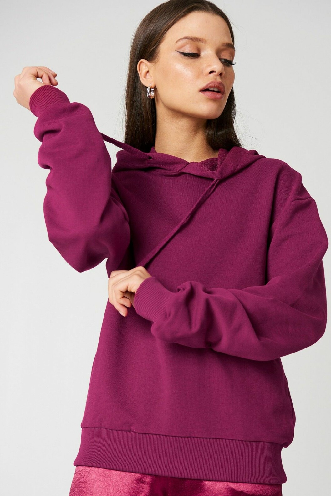 Lila hoodie till våren 2019