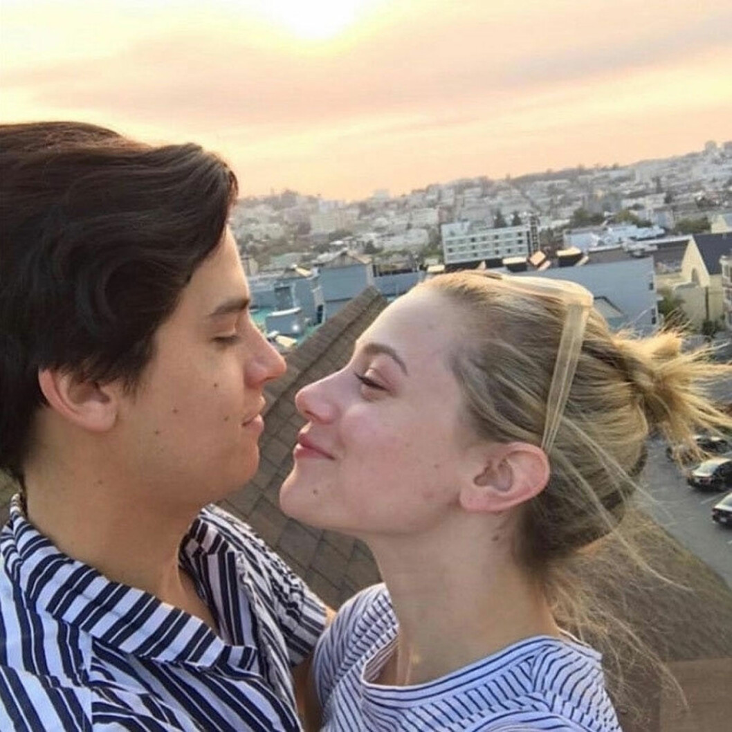 Cole Sprouse och Lili Reinhart
