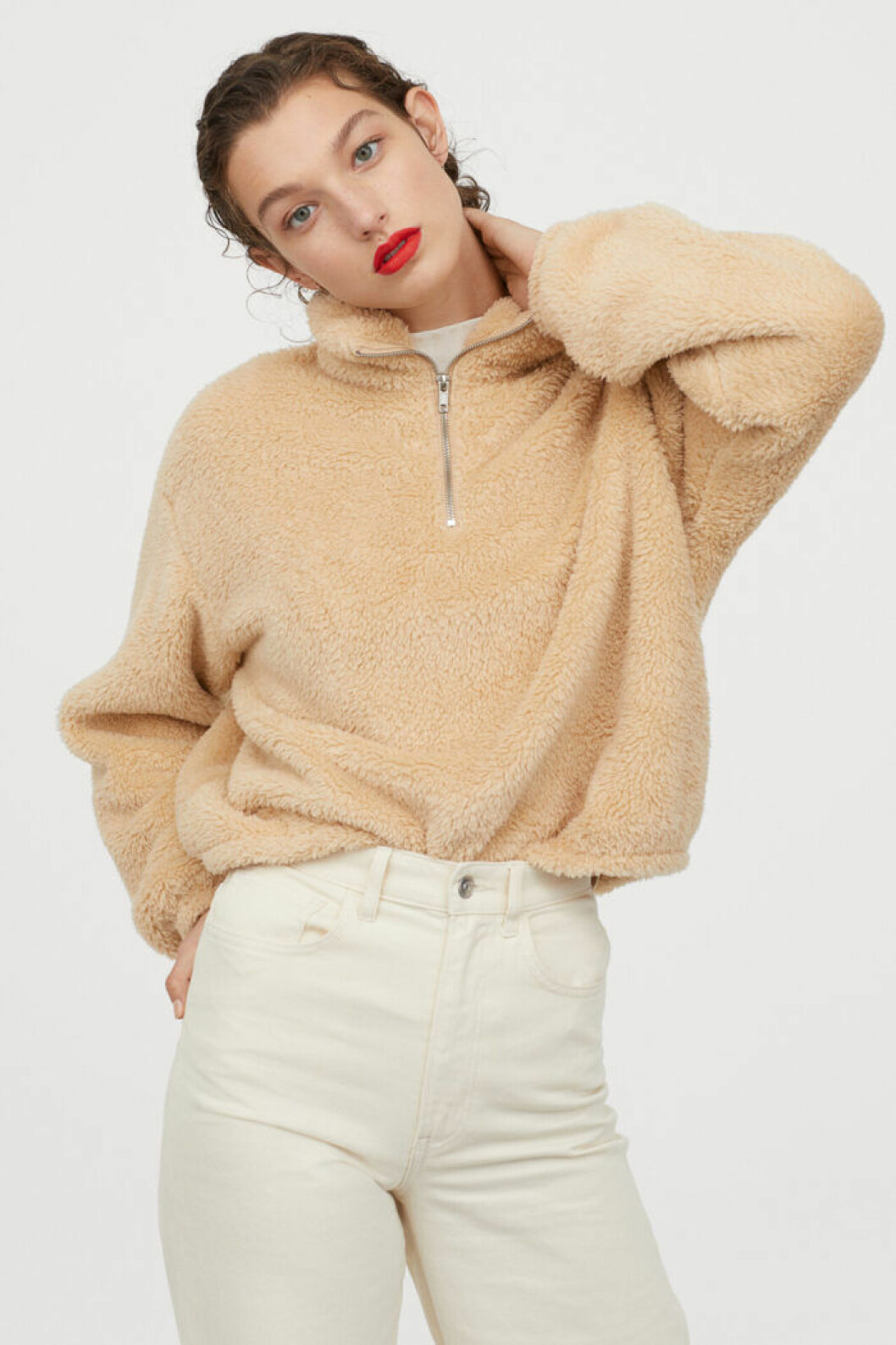 Ljusbeige teddytröja med dragkedja till hösten 2019