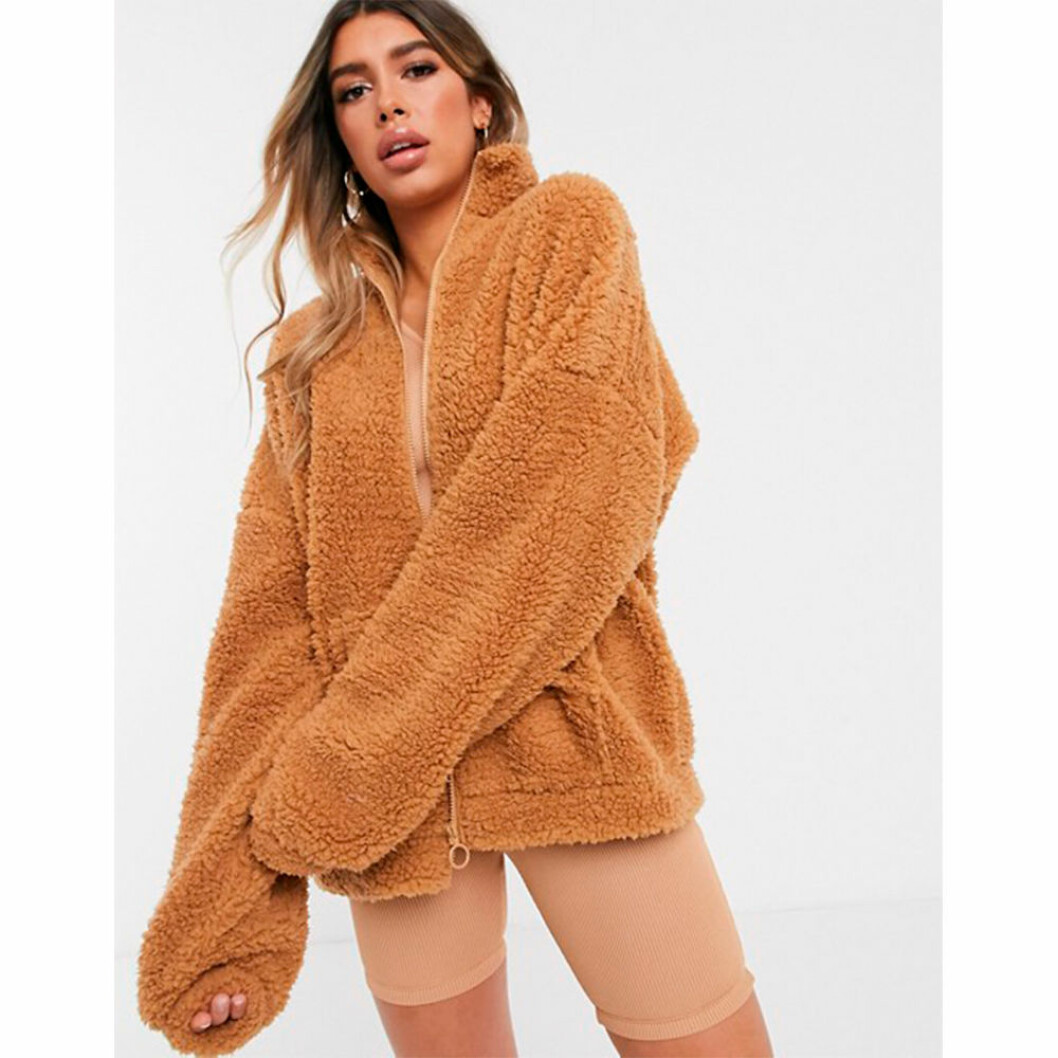 Jacka i teddy från Asos
