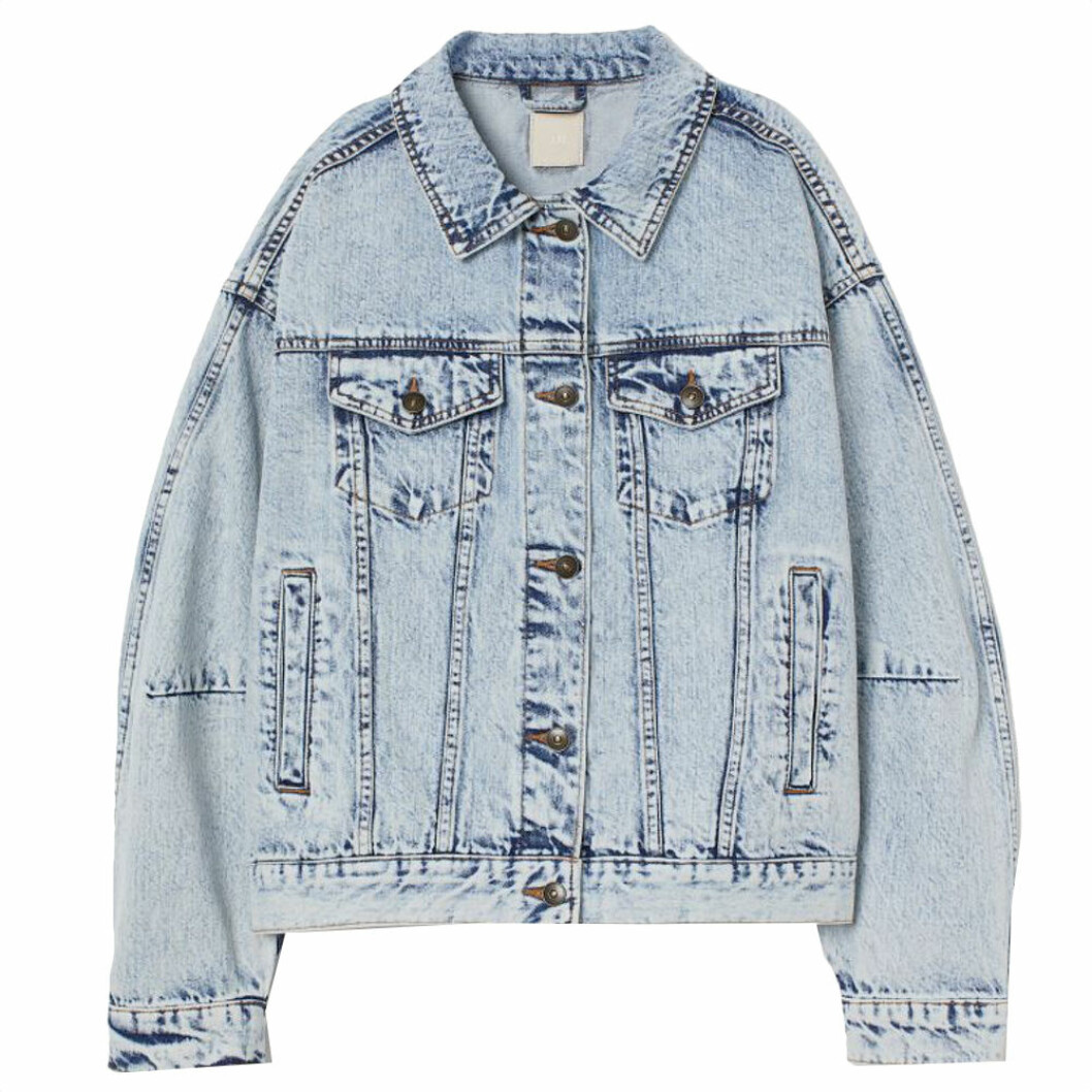 Jeansjacka i oversize-modell från H&M