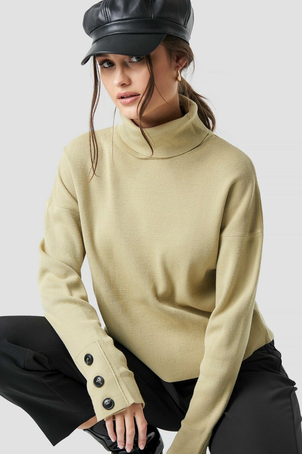 Beige polotröja från Na-kd
