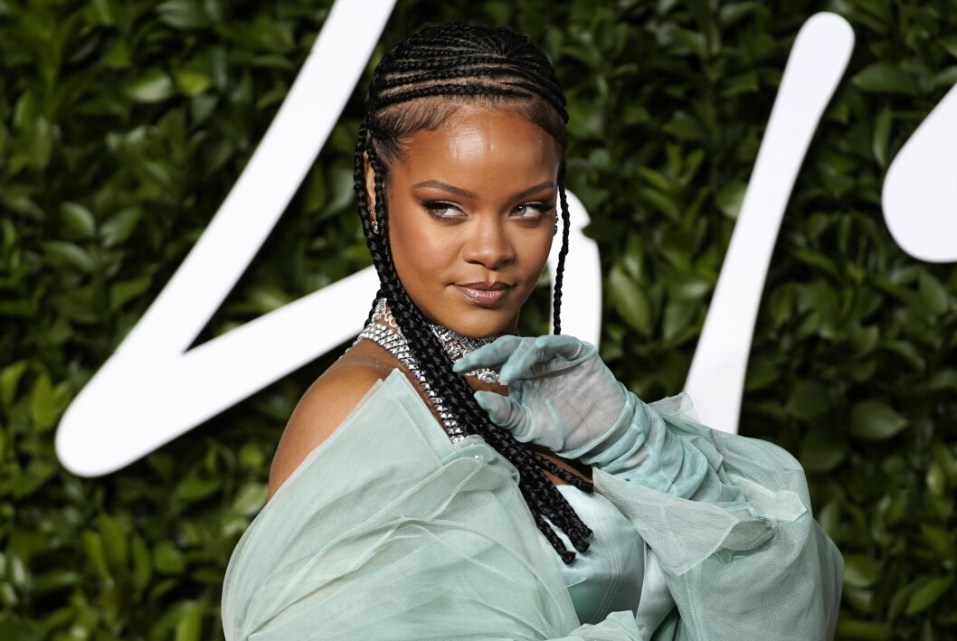 rihanna röda mattan