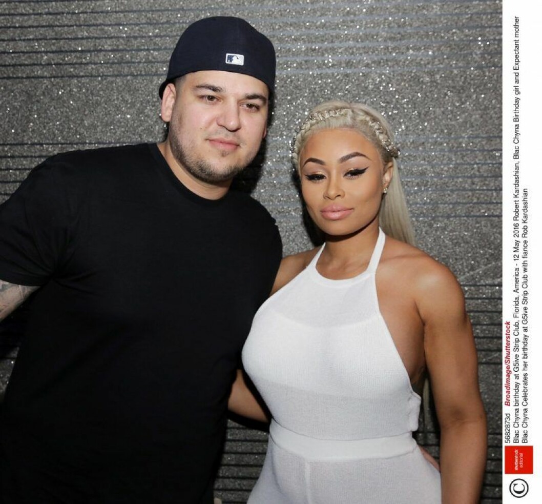 Robert Kardashian och Blac Chyna hade ett hektiskt 2016. Robert Kardashian och Blac Chyna håller om varandra