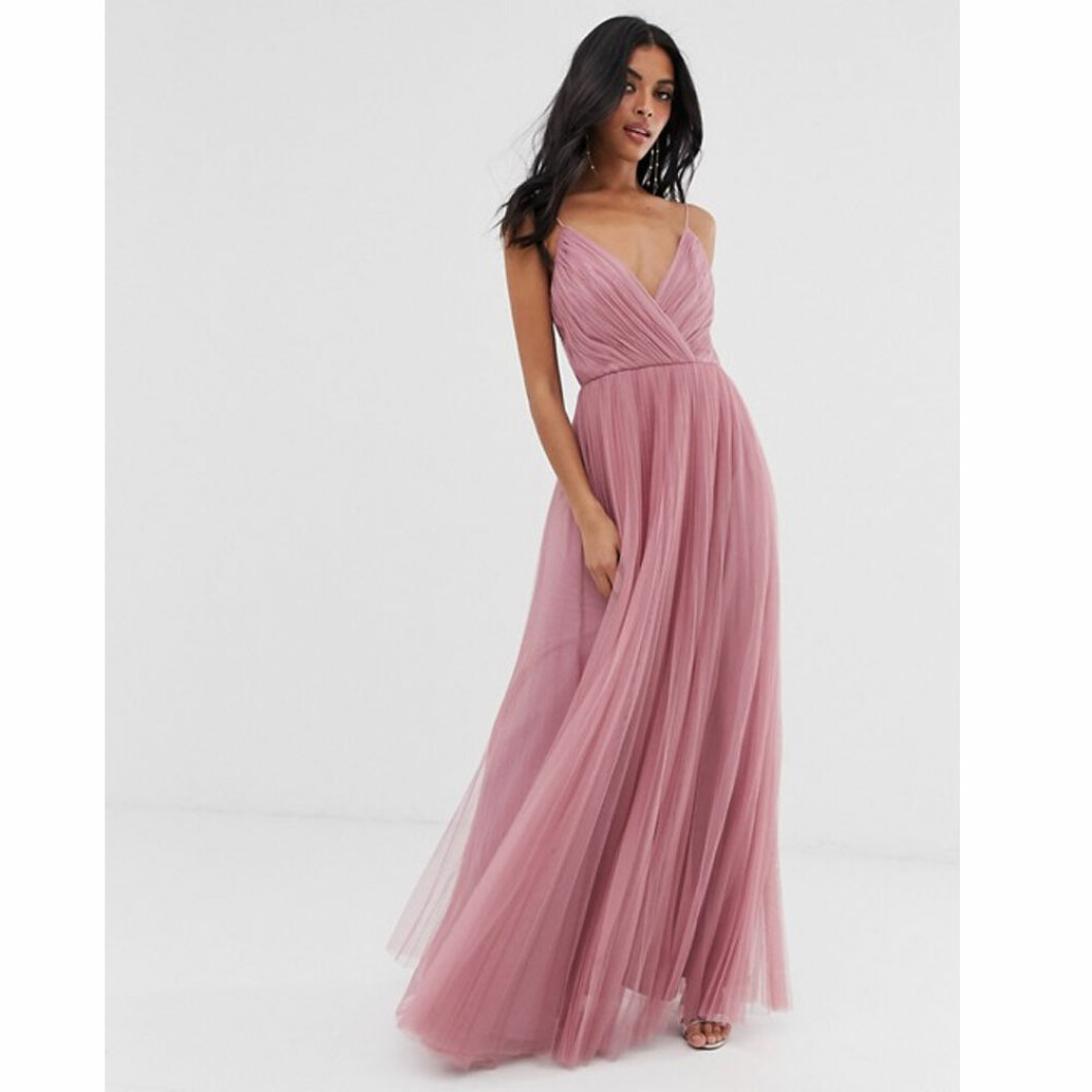 Rosa tyllklänning från Asos design