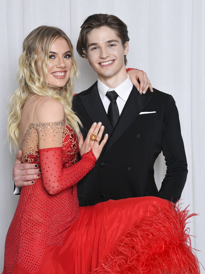 Filip Lamprecht och Linn Hegdal tävlar i <span class=" italic" data-lab-italic_desktop="italic">Let's Dance</span> 2021. linn hegdal och fiip lampbrecht