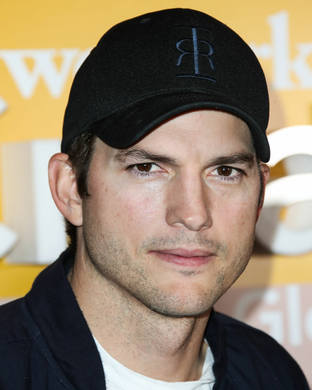 Ashton kutcher sägs ha ett IQ på 160
