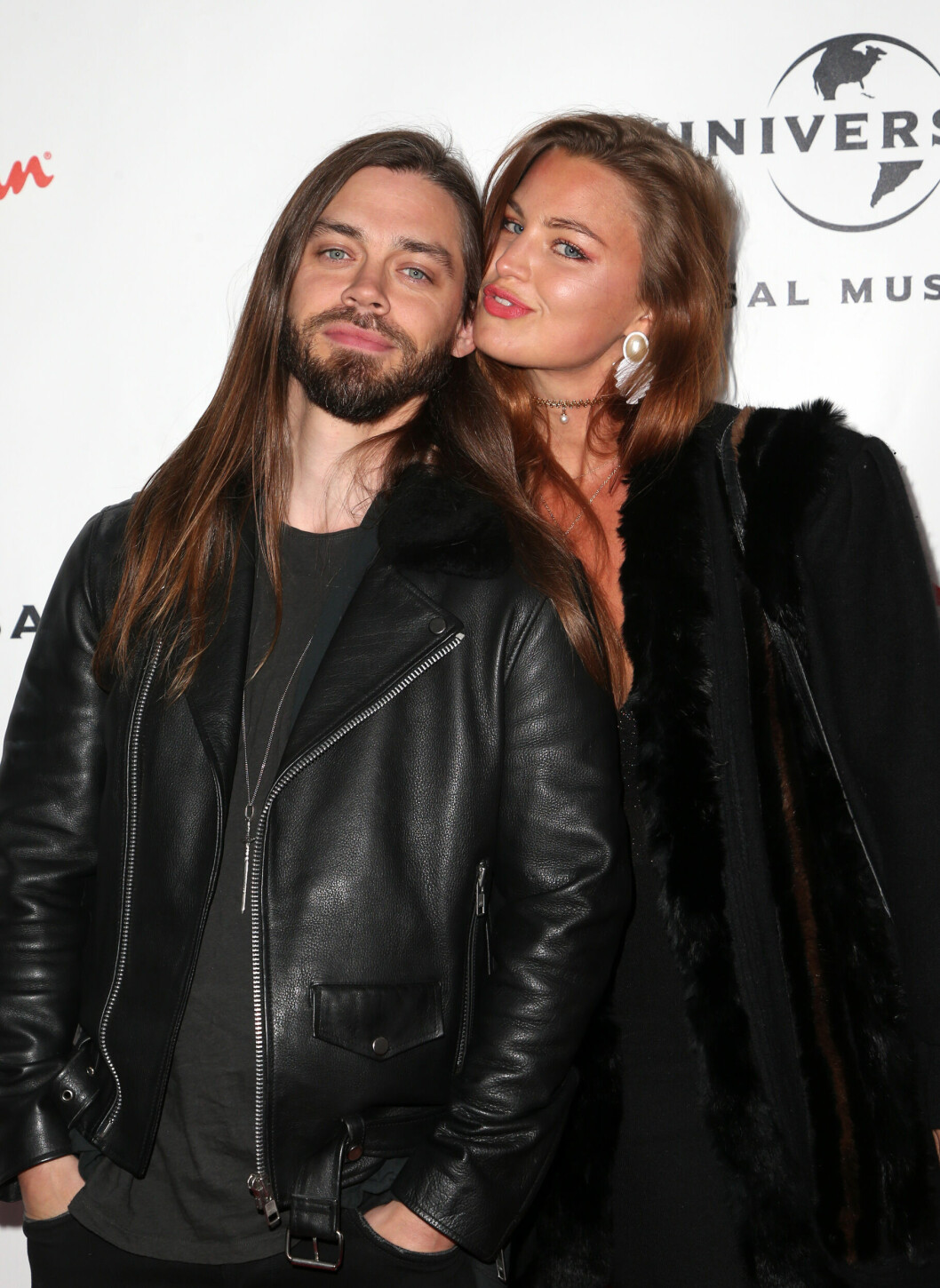 Tom Payne och Jennifer Åkerman. Tom Payne och Jennifer Åkerman.