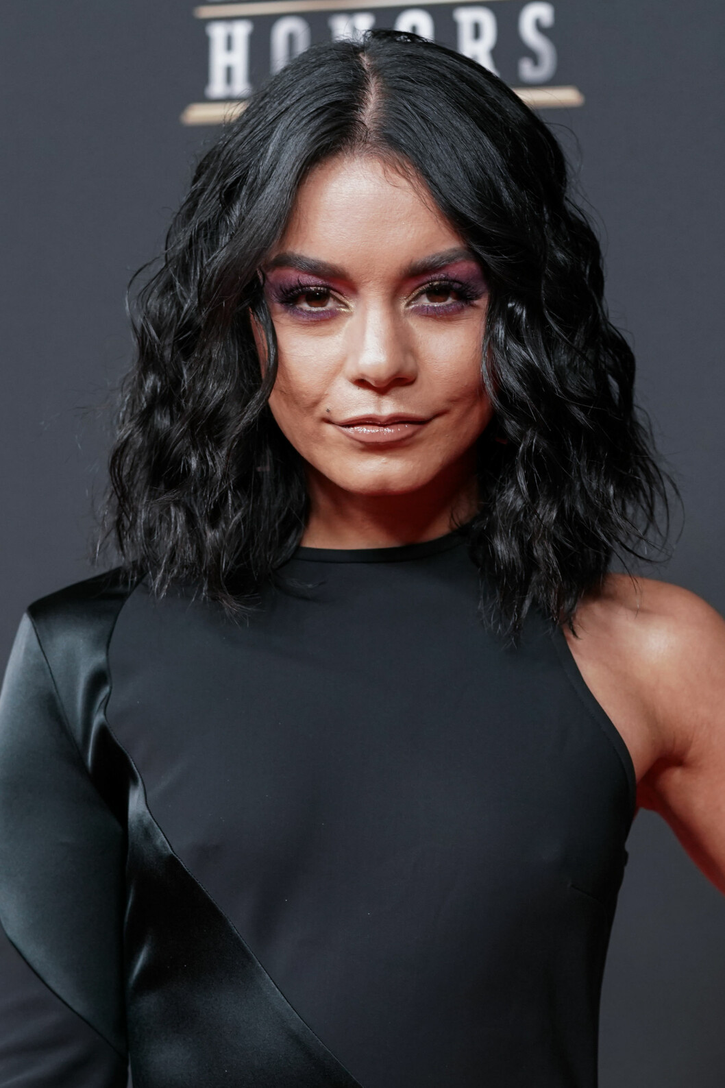 Vanessa Hudgens som Leah Clearwater