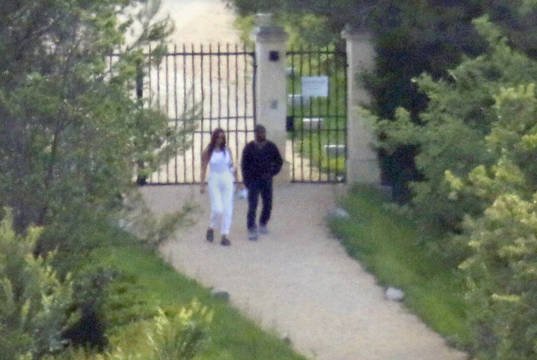 Irina Shayk och Kanye West i Frankrike. Irina Shayk och Kanye West i Frankrike.