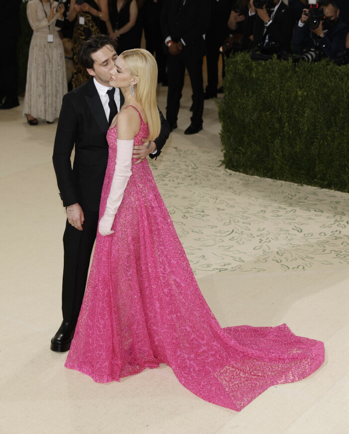 Brooklyn Beckham och Nicola Peltz.