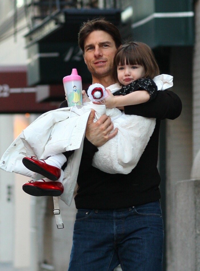 Suri med pappa Tom Cruise innan familjen splittrades.