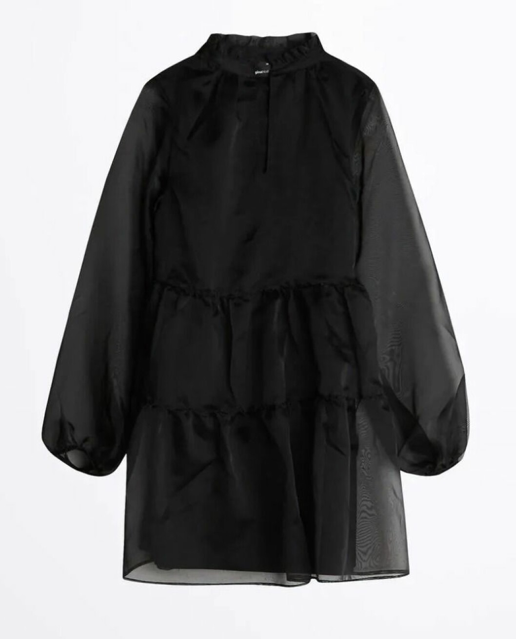 Svart volangklänning från Gina tricot