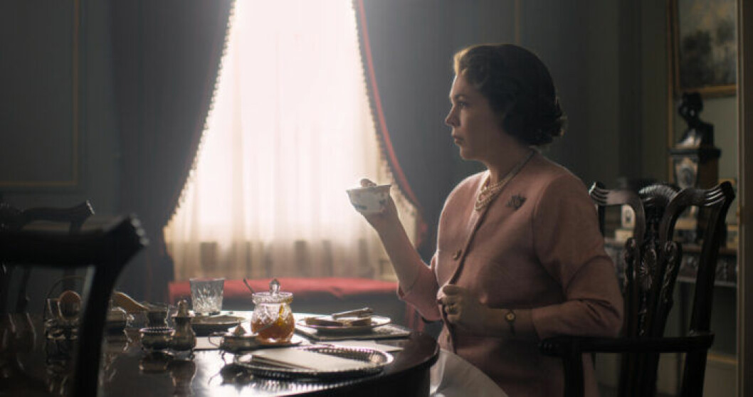 Olivia Colman som drottning Elizabeth II i tv-serien The Crown. En bild på skådespelerskan Olivia Coleman, som spelar drottning Elizabeth II i tv-serien The Crown på Netflix.