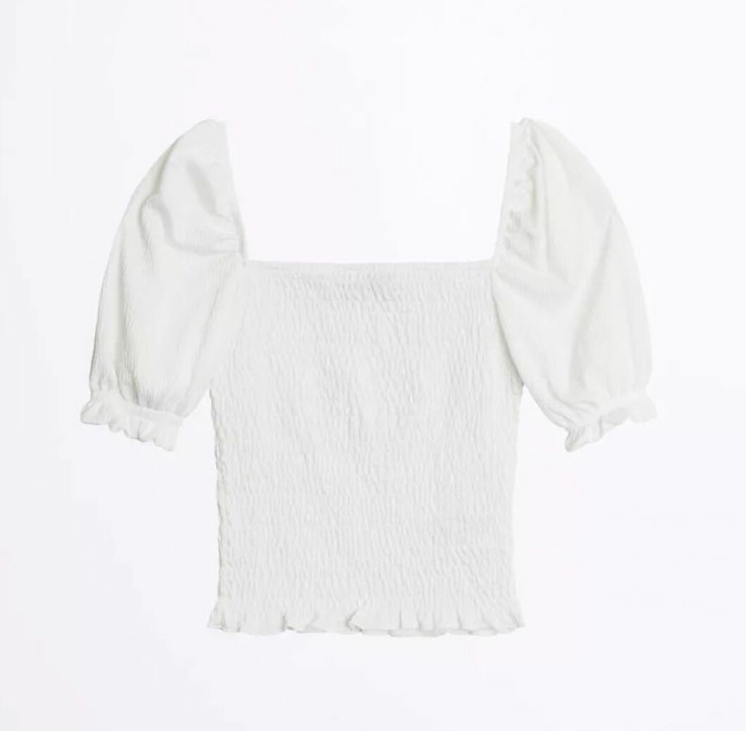 Vit blus med puffärm från Gina tricot