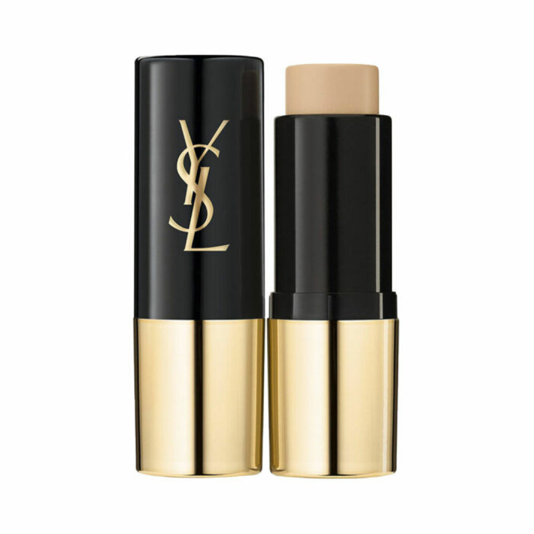 Foundation från Yves Saint Laurent, 440 kronor. YSL-foundation-stick-vattenfast