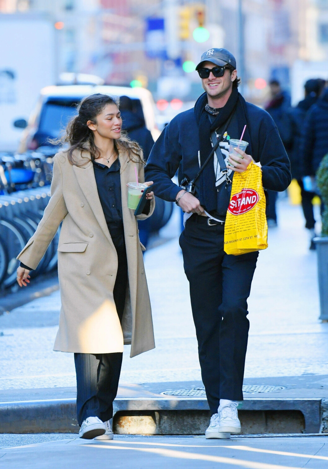 Zendaya och Jacob Elordi syntes i New York. Zendaya och Jacob Elordi syntes i New York.